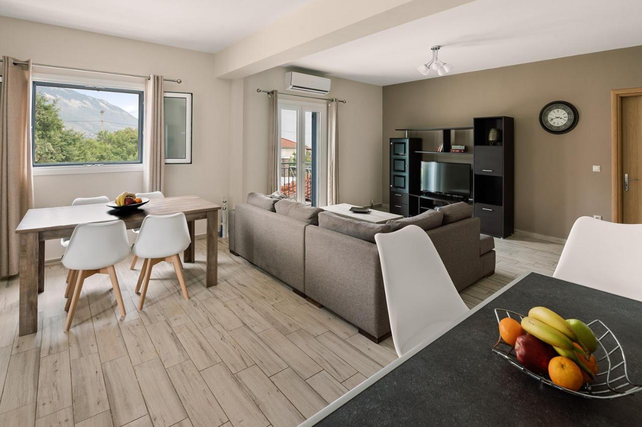 Mandi'S Apartments 卡拉瓦杜斯 外观 照片