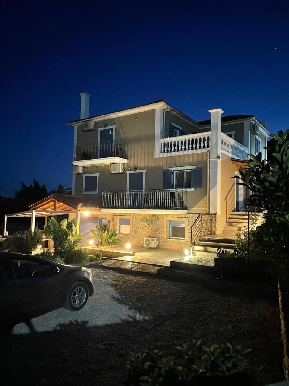 Mandi'S Apartments 卡拉瓦杜斯 外观 照片